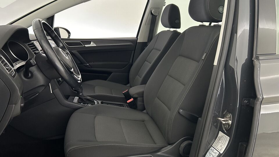 Volkswagen Golf Sportsvan vaihtoauto