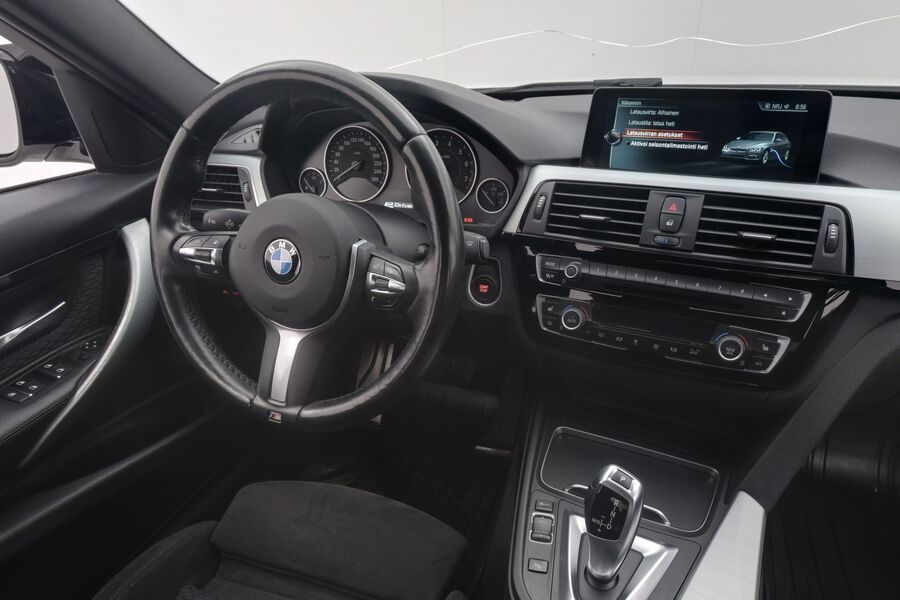 BMW 330 vaihtoauto