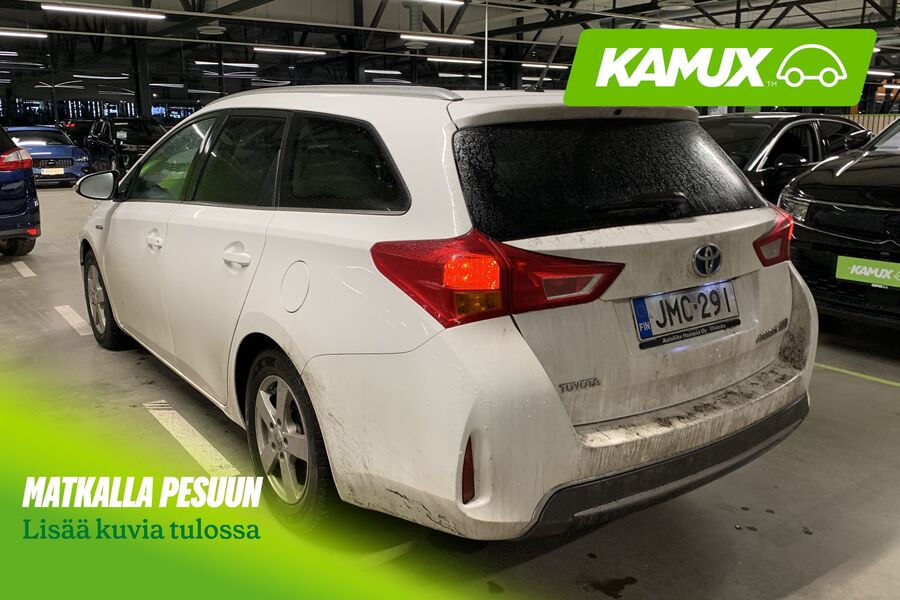 Toyota Auris vaihtoauto