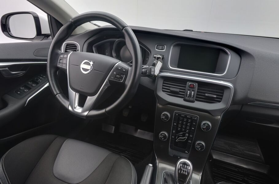 Volvo V40 vaihtoauto