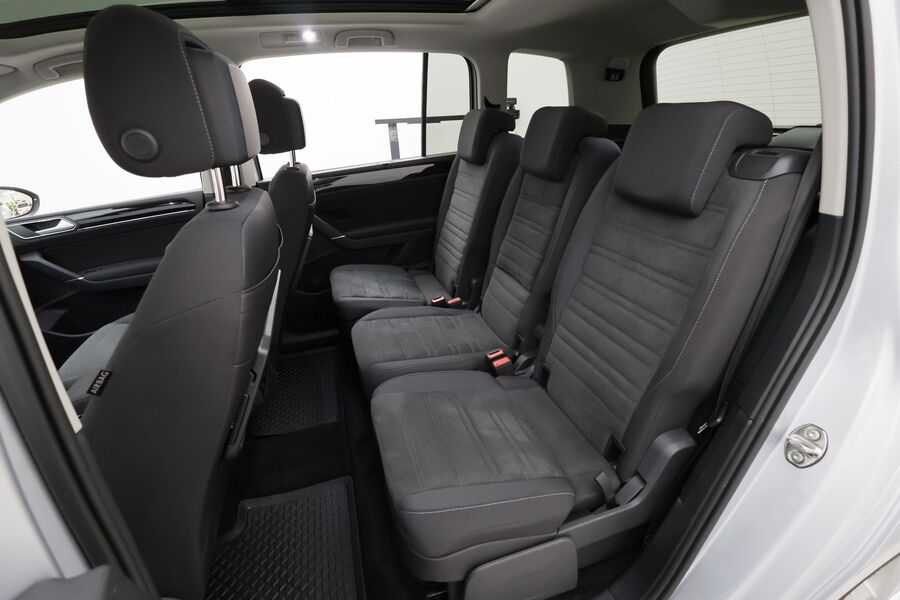 Volkswagen Touran vaihtoauto