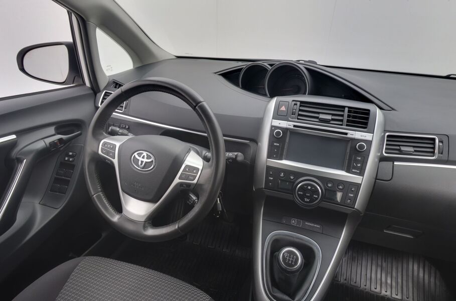 Toyota Verso vaihtoauto
