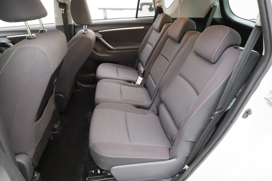 Toyota Verso vaihtoauto