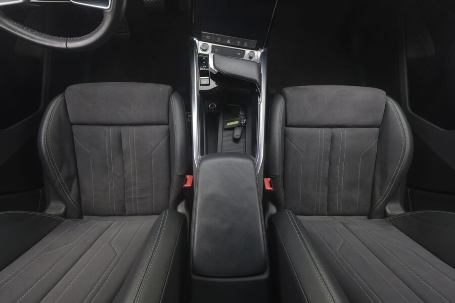 Audi Q8 e-tron vaihtoauto