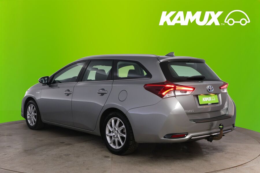 Toyota Auris vaihtoauto
