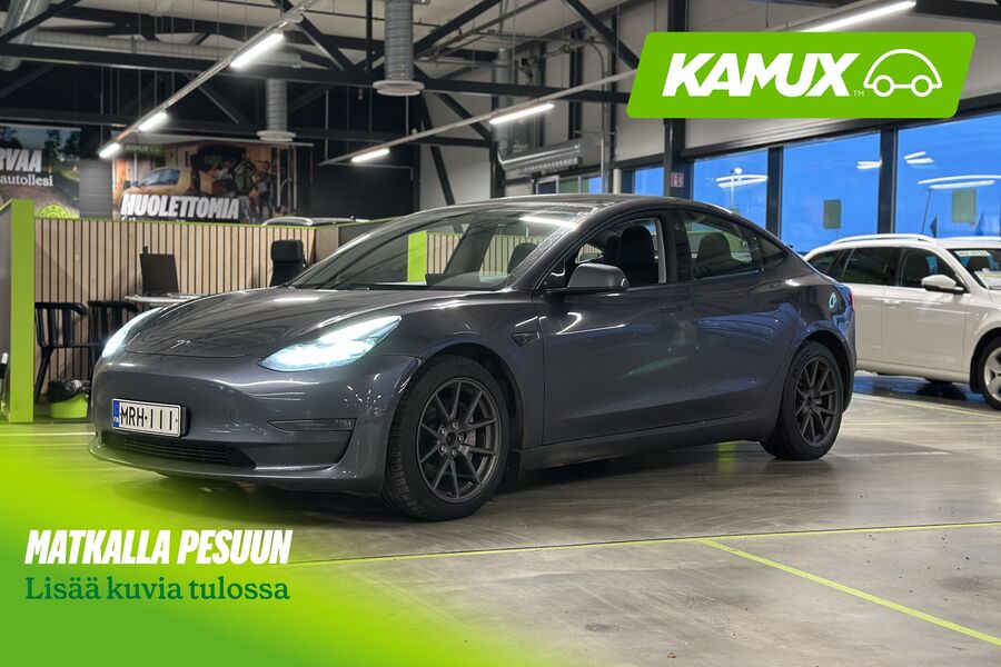 Tesla Model 3 vaihtoauto