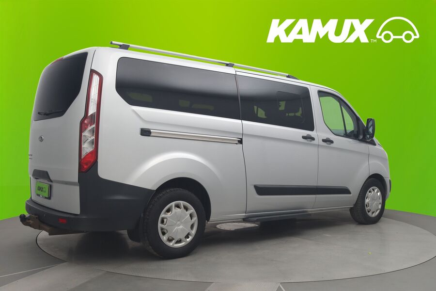 Ford Tourneo Custom vaihtoauto