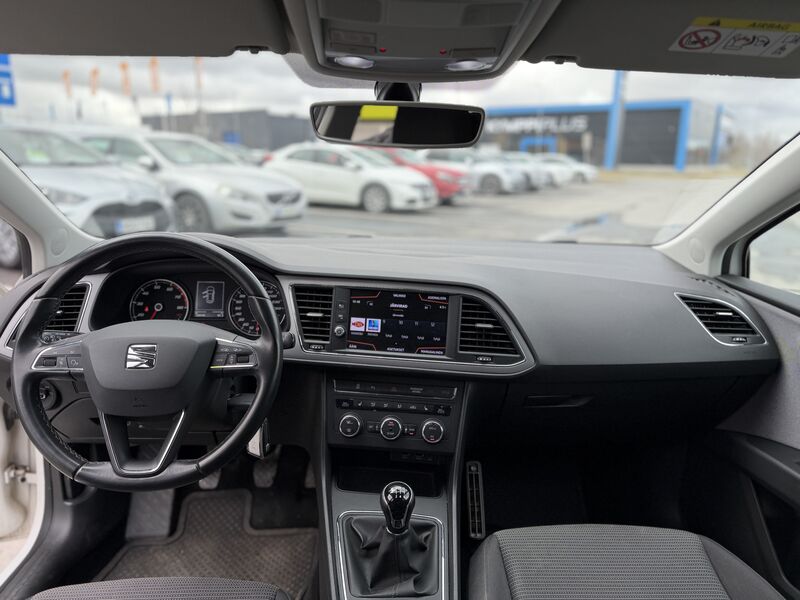 SEAT Leon Sportstourer vaihtoauto
