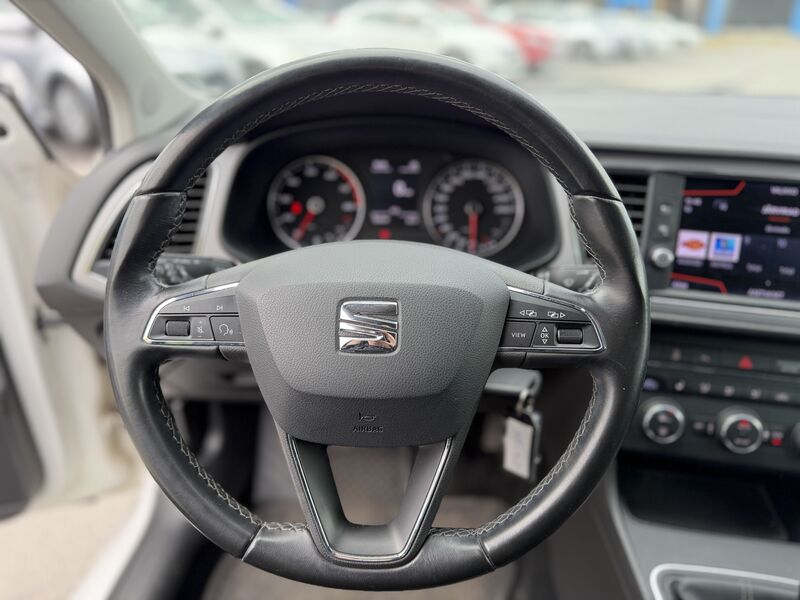 SEAT Leon Sportstourer vaihtoauto