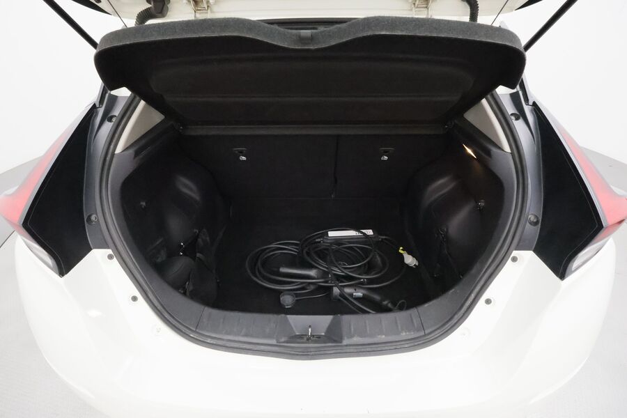 Nissan Leaf vaihtoauto