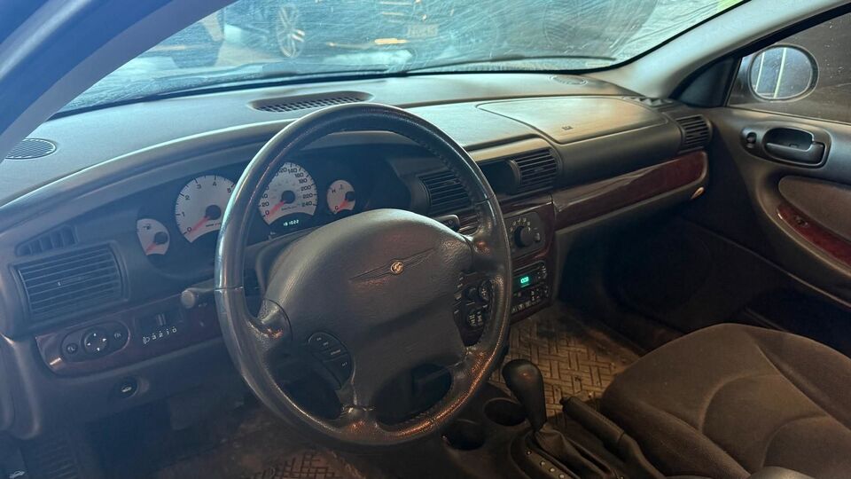 Chrysler Sebring vaihtoauto