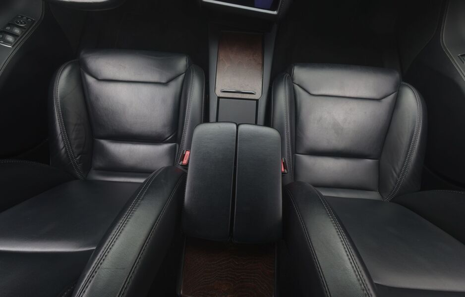 Tesla Model S vaihtoauto