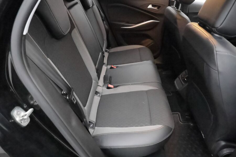 Opel Grandland vaihtoauto