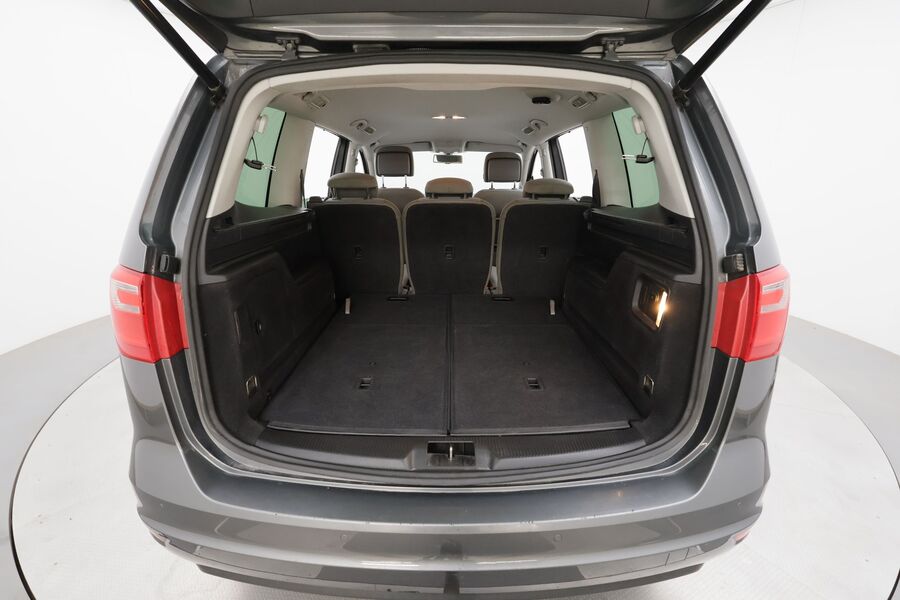 SEAT Alhambra vaihtoauto