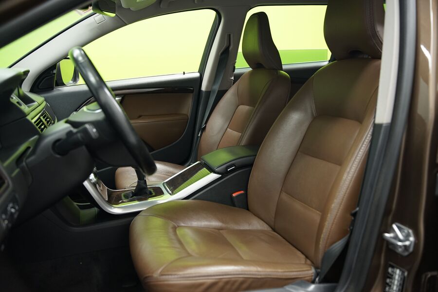 Volvo XC70 vaihtoauto