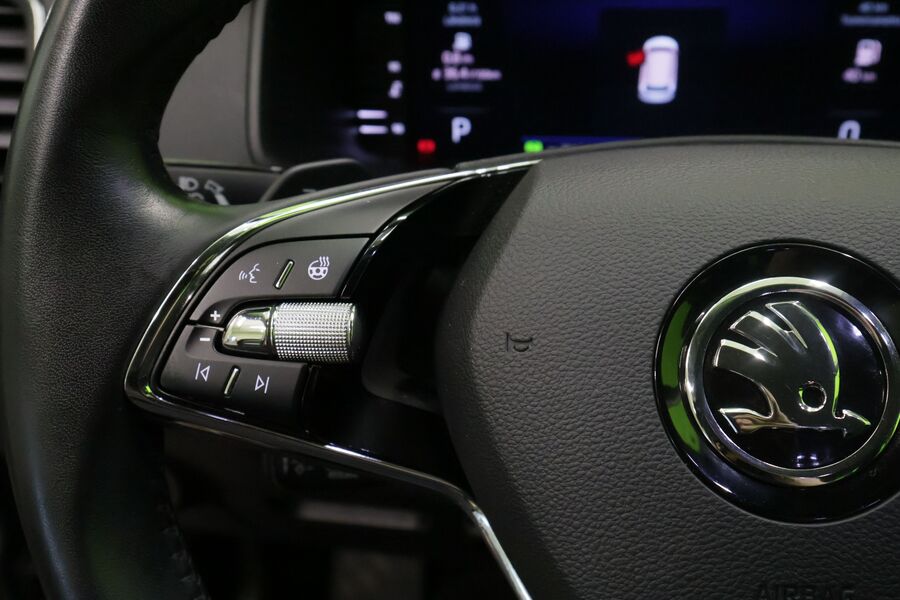 Skoda Karoq vaihtoauto