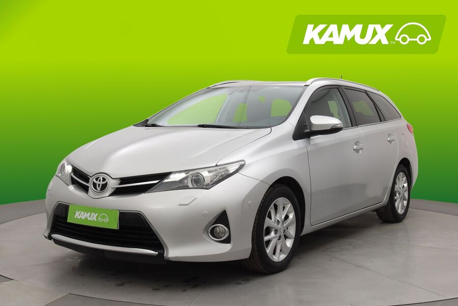 Toyota Auris vaihtoauto