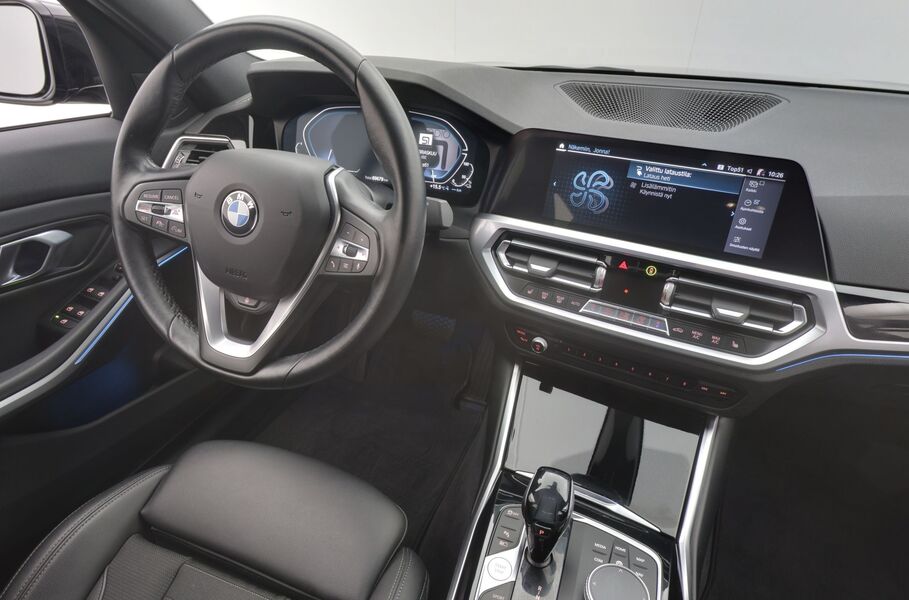 BMW 330 vaihtoauto
