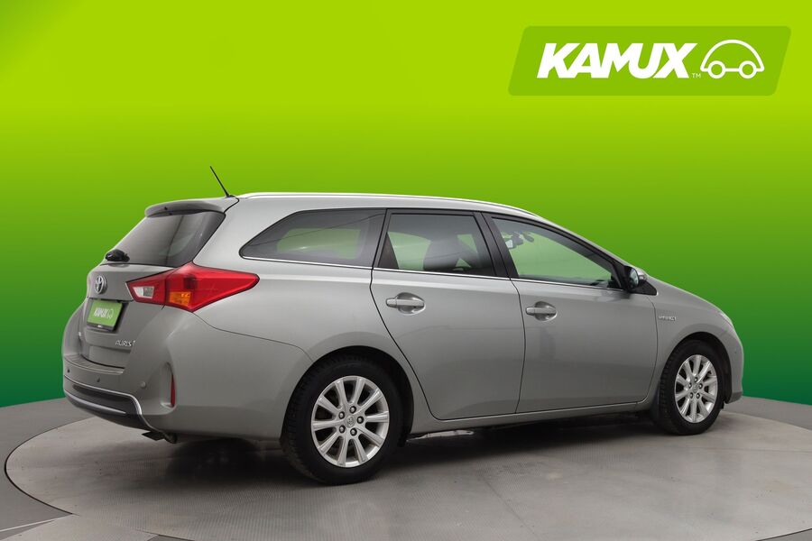 Toyota Auris vaihtoauto