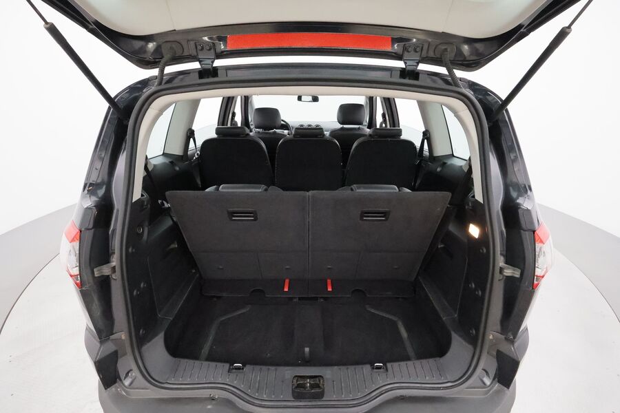 Ford S-MAX vaihtoauto