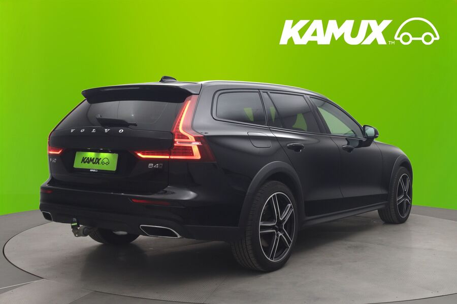 Volvo V60 Cross Country vaihtoauto
