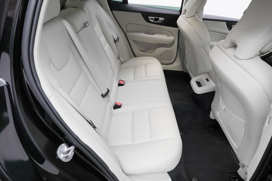 Volvo V60 Cross Country vaihtoauto