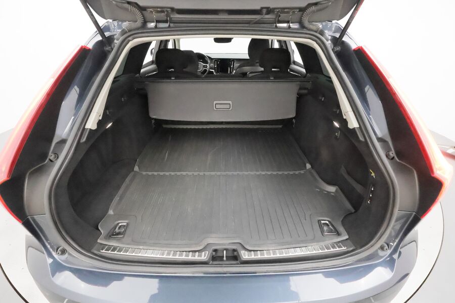 Volvo V90 Cross Country vaihtoauto