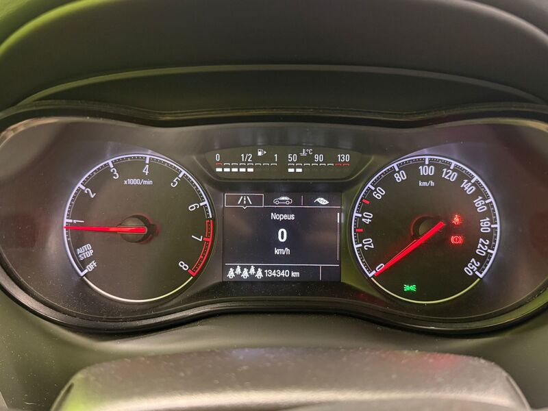 Opel Zafira vaihtoauto