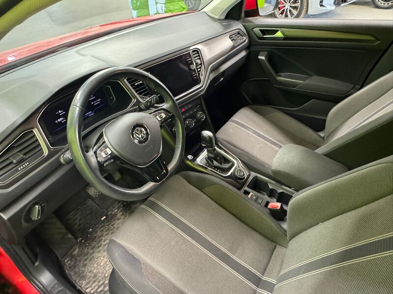 Volkswagen T-Roc vaihtoauto