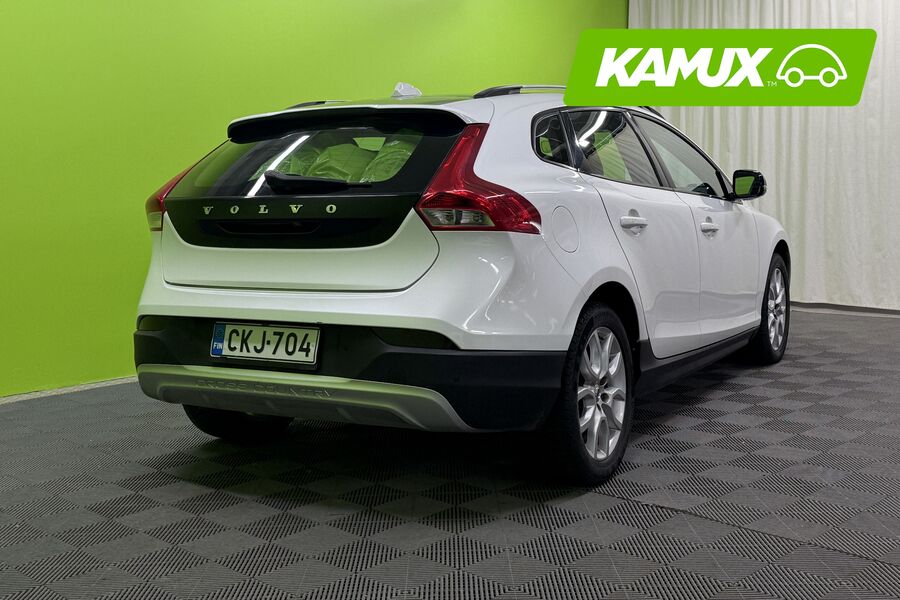 Volvo V40 Cross Country vaihtoauto