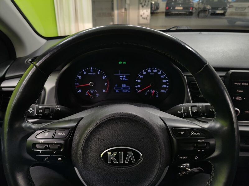 Kia Rio vaihtoauto