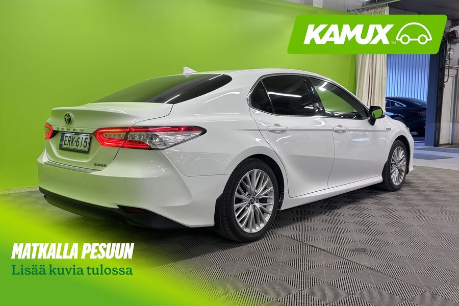 Toyota Camry vaihtoauto