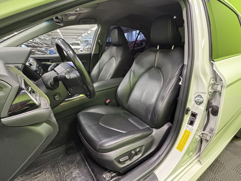 Toyota Camry vaihtoauto