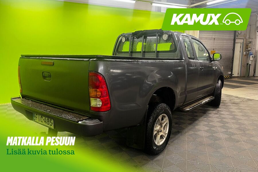 Toyota Hilux vaihtoauto