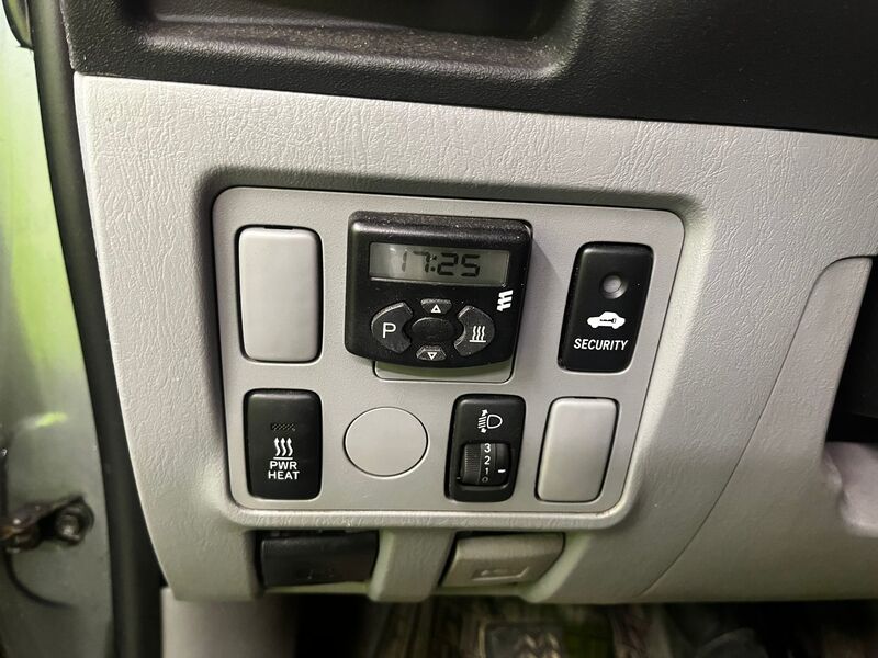 Toyota Hilux vaihtoauto