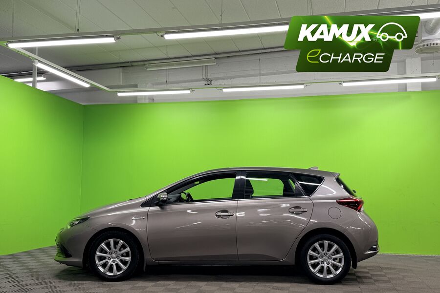Toyota Auris vaihtoauto