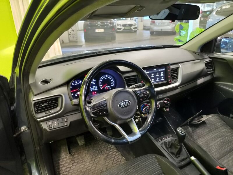 Kia Stonic vaihtoauto