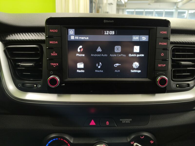 Kia Stonic vaihtoauto