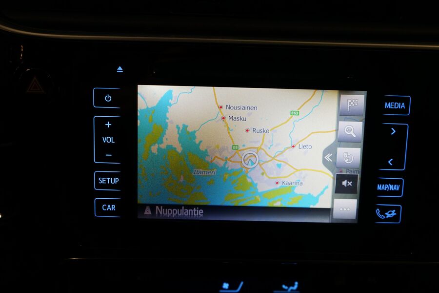 Toyota Auris vaihtoauto