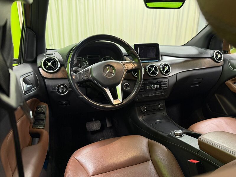 Mercedes-Benz B vaihtoauto