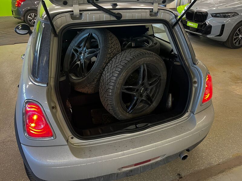 Mini Cooper vaihtoauto