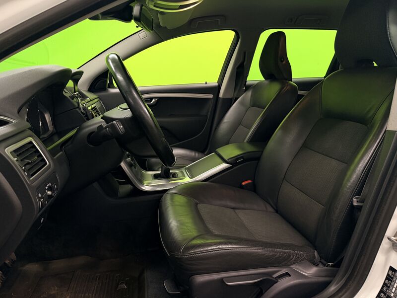 Volvo V70 vaihtoauto