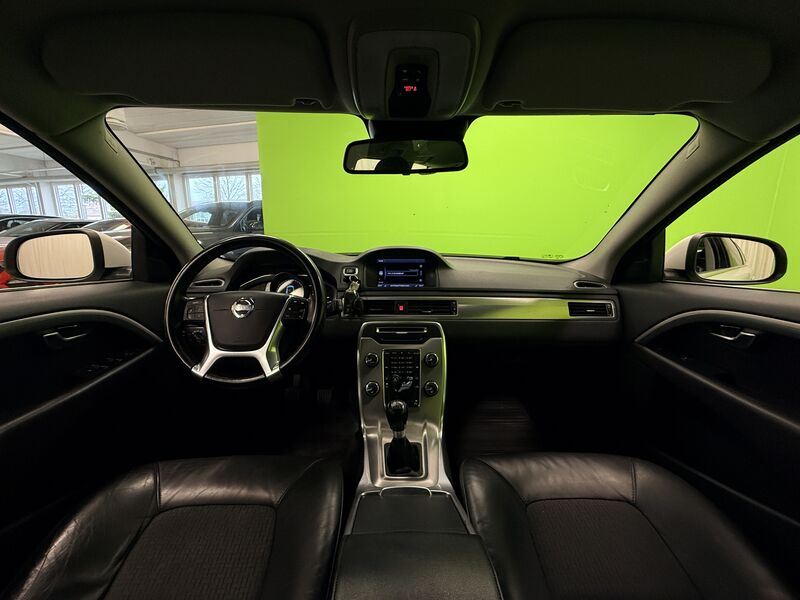 Volvo V70 vaihtoauto