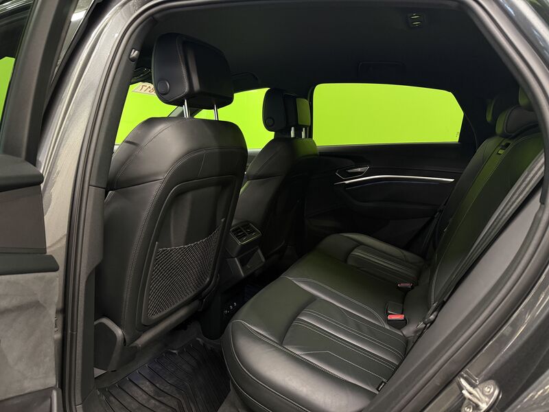 Audi e-tron vaihtoauto