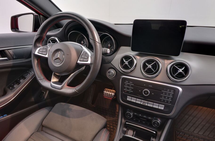 Mercedes-Benz GLA vaihtoauto