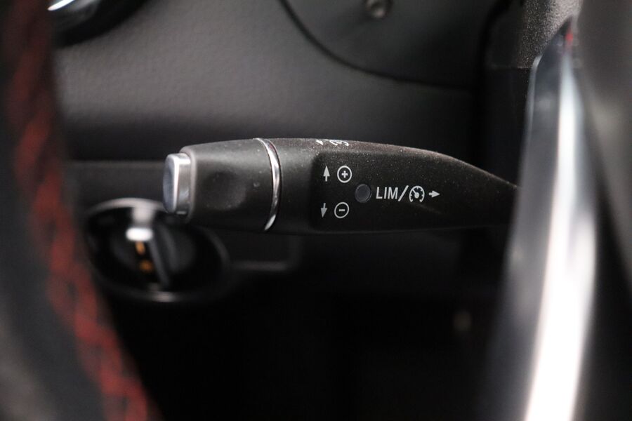 Mercedes-Benz GLA vaihtoauto