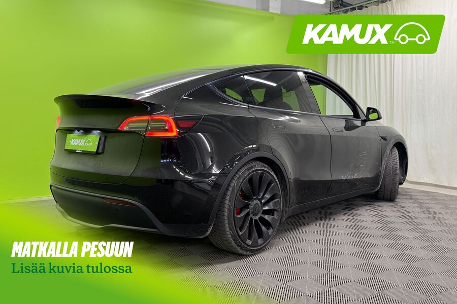 Tesla Model Y vaihtoauto