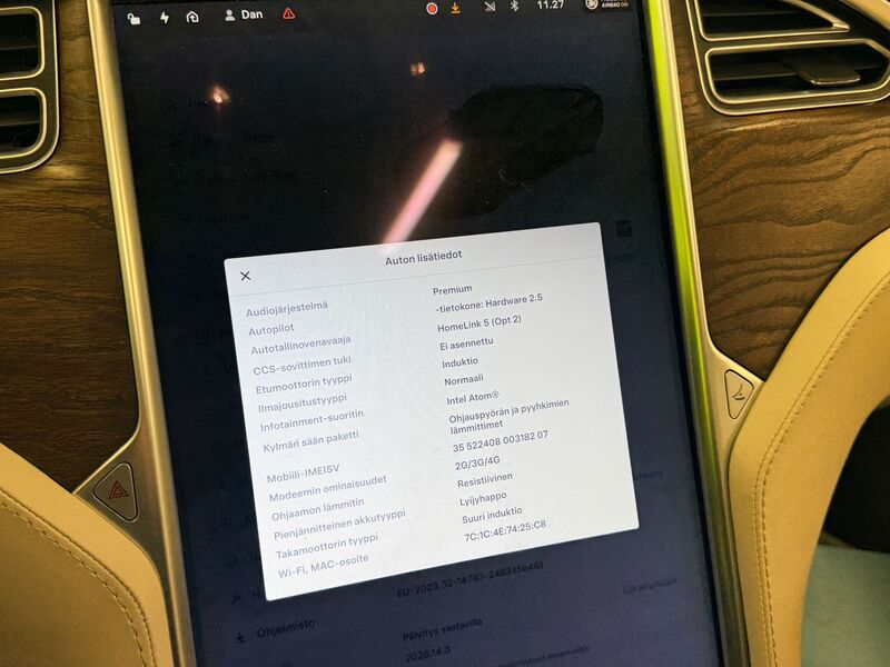 Tesla Model S vaihtoauto