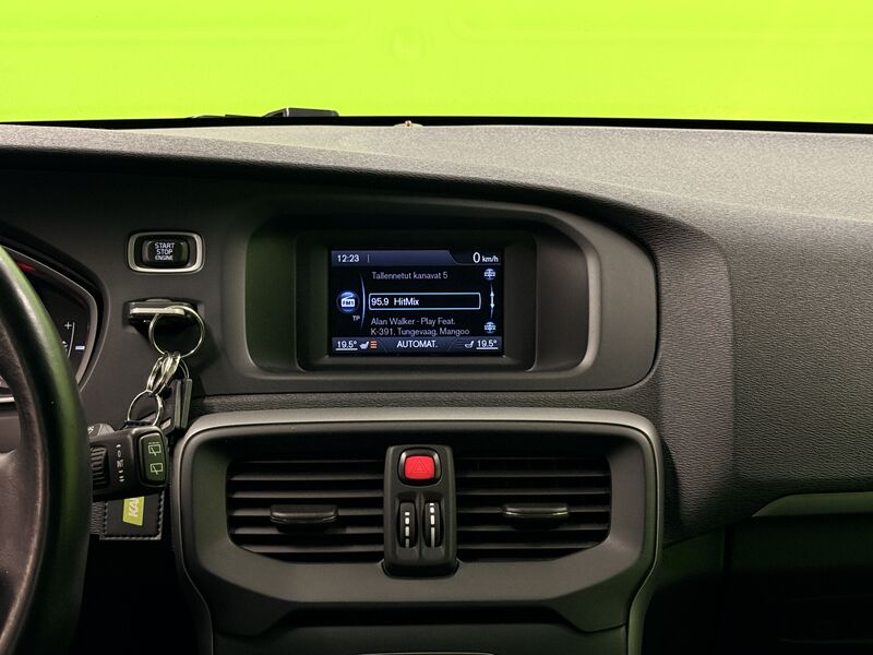 Volvo V40 vaihtoauto