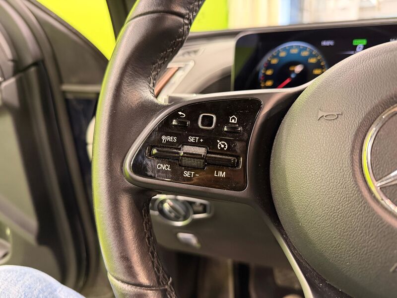 Mercedes-Benz EQC vaihtoauto